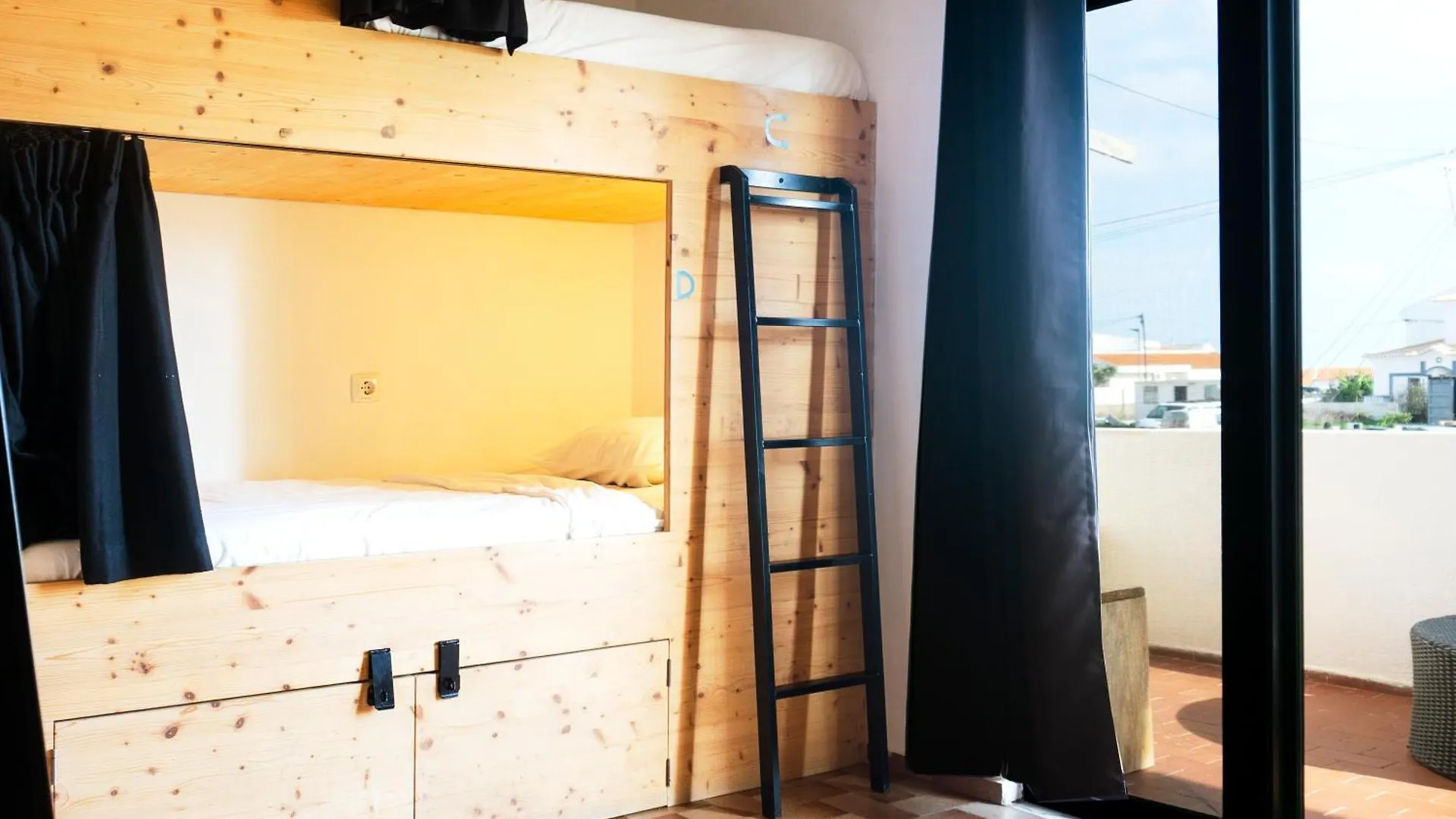 Algarve Surf Camp & Hostel Sagres